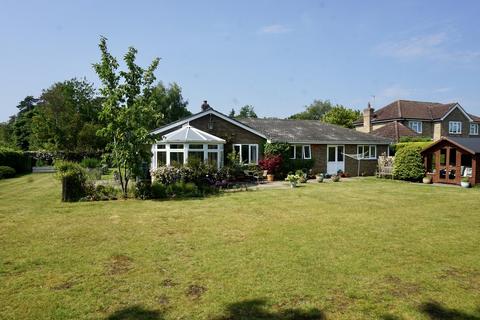 4 bedroom detached bungalow for sale, Grove Drive, Woodhall Spa LN10
