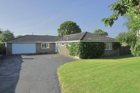 4 bedroom detached bungalow for sale, Grove Drive, Woodhall Spa LN10