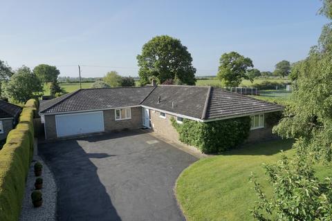 4 bedroom detached bungalow for sale, Grove Drive, Woodhall Spa LN10