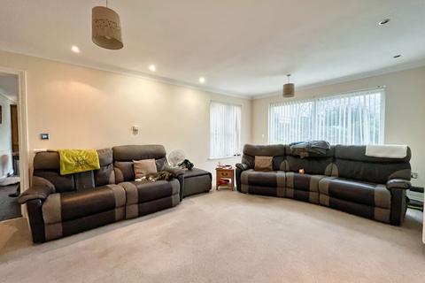 4 bedroom detached house for sale, Ystradfellte Road, Pont Nedd Fechan, SA11