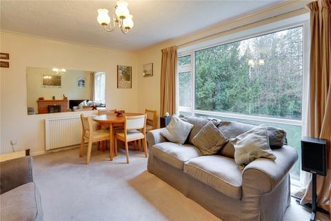 2 bedroom apartment for sale, 18 Somerleyton Court, Kidderminster, Worcestershire