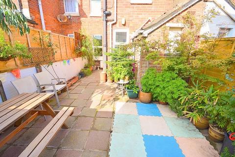 24 South Road, Bournemouth, BH1 4PA