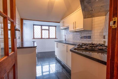 29 Rayleigh Road, Hutton, Brentwood, CM13 1AB