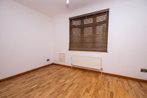 29 Rayleigh Road, Hutton, Brentwood, CM13 1AB