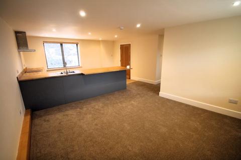 2 bedroom flat to rent, West Wycombe Road, High Wycombe HP11