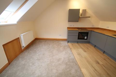 1 bedroom flat to rent - West Wycombe Road, High Wycombe HP11