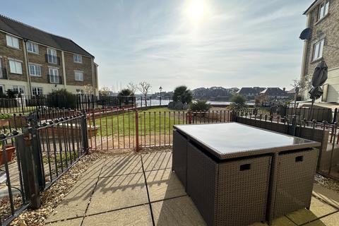 4 bedroom townhouse to rent - Long Beach View, Sovereign Harbour North, Eastbourne, East Sussex