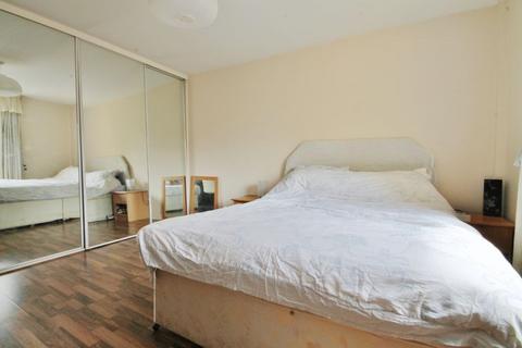 2 bedroom apartment for sale, Premiere Place, London