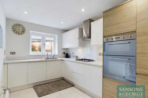 9 Tower Gardens, Mortimer Common, Reading, RG7 3RW