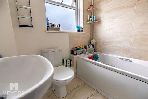 32 Bramshaw Gardens, Bournemouth, BH8 0BS