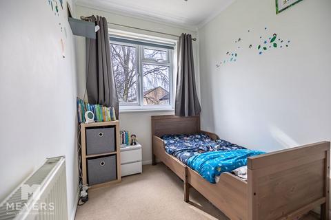 32 Bramshaw Gardens, Bournemouth, BH8 0BS