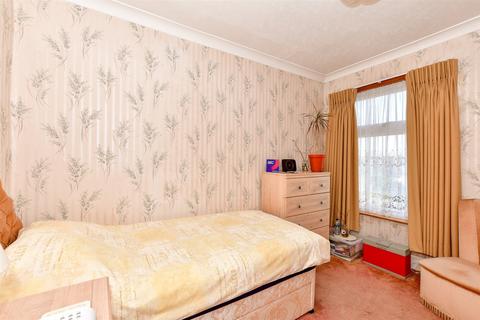 2 bedroom terraced house for sale, Gainsborough Road, Woodford Green, Essex