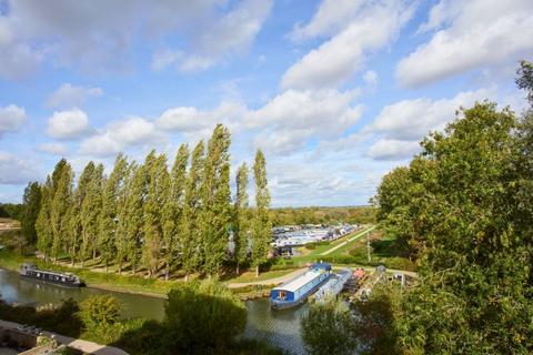 2 bedroom apartment for sale, Plot 387, Type 9 - Grand Court at Campbell Wharf, Overgate MK9