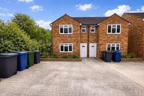 undefined, Hylton Road, High Wycombe