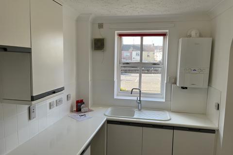 2 bedroom flat for sale - Adrian Court, Alexandra Road, NR32