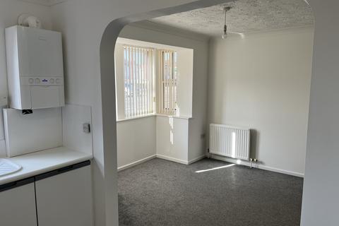 2 bedroom flat for sale, Adrian Court, Alexandra Road, NR32