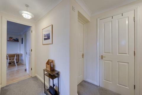 2 bedroom flat for sale - Highfield Close, Hither Green, London, SE13