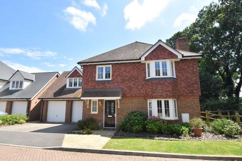 3 Bobbin Close, Headcorn, Ashford, TN27 9AW