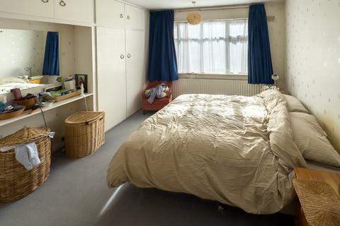 186 Regal Way, Harrow, HA3 0SQ