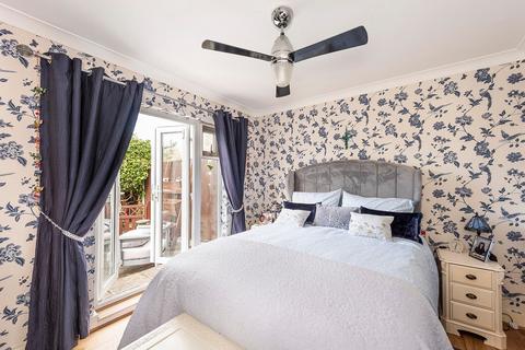 32 Whitfield Road, Bexleyheath, DA7 5LU