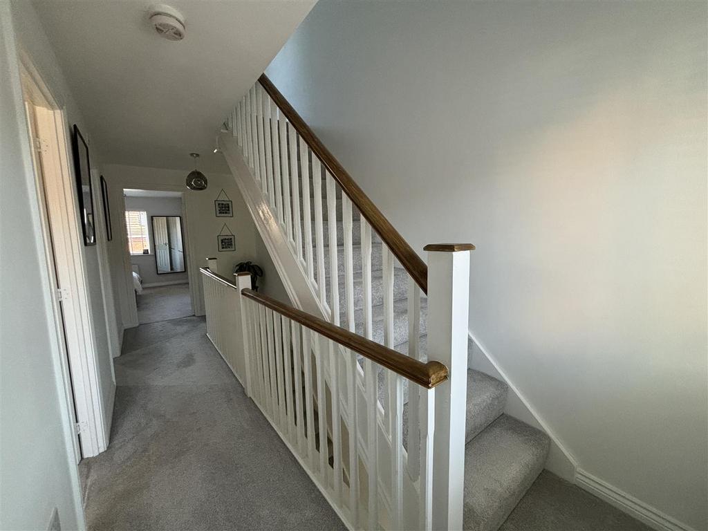 1st Floor Landing