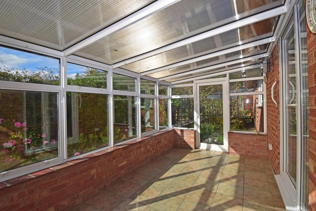 21 Abberley Drive, conservatory.jpg