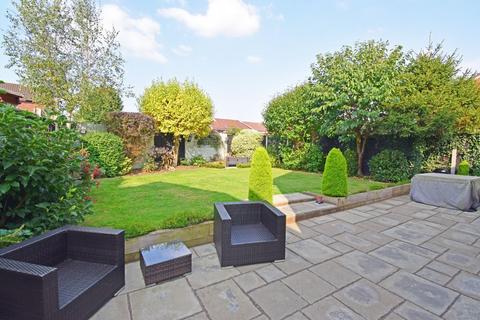 3 bedroom link detached house for sale, 1 Harvest Close, Stoke Heath, Bromsgrove, Worcestershire, B60 3QS