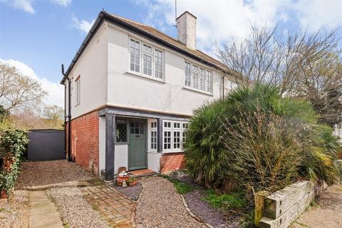 56 Manor Road, Whitstable, CT5 2JS