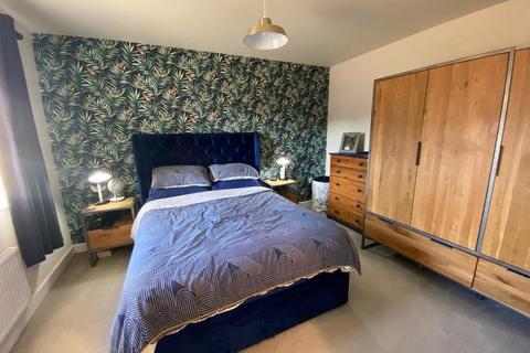 2 bedroom detached bungalow for sale - Comfrey Road, Stowmarket IP14