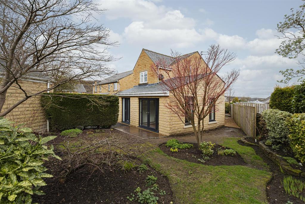 Bramleys Estate Agents - Elland - Oliver Meadows (