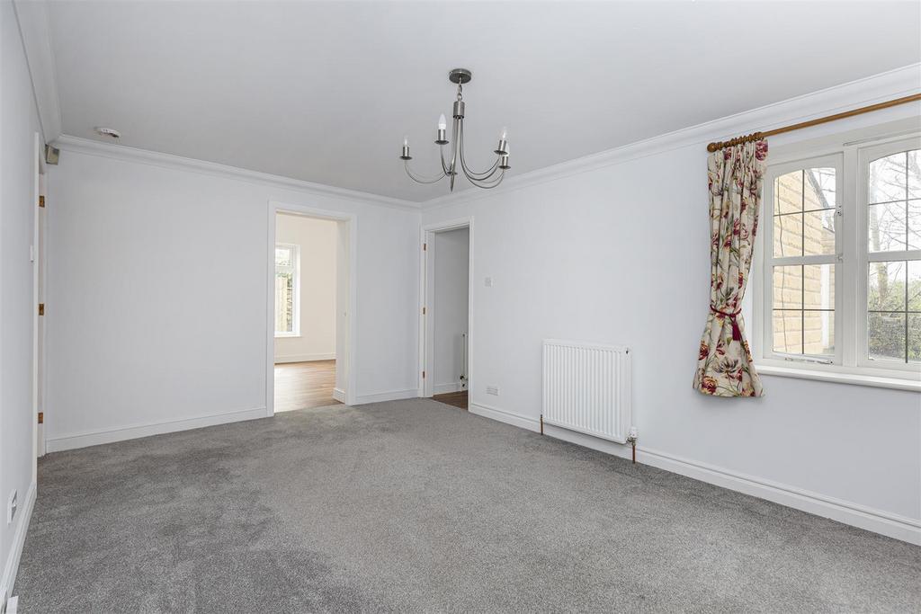 Bramleys Estate Agents - Elland - Oliver Meadows (