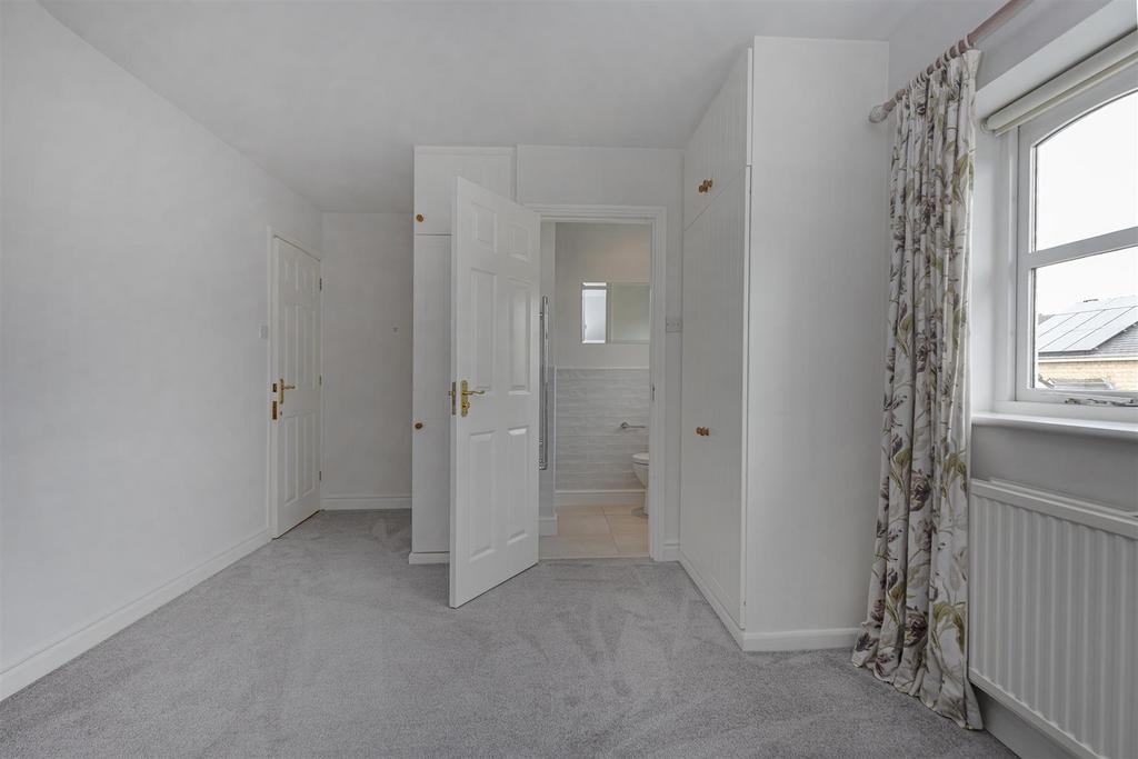 Bramleys Estate Agents - Elland - Oliver Meadows (