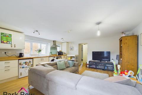 2 bedroom apartment for sale, Cherry Tree Court, Sherburn In Elmet, Leeds