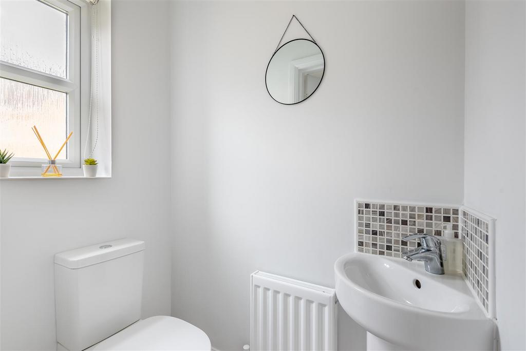 8588285-interior19.jpg