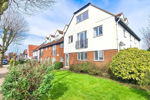 2 bedroom apartment for sale - DALWOOD COURT, HADLEIGH ROAD, Leigh On Sea