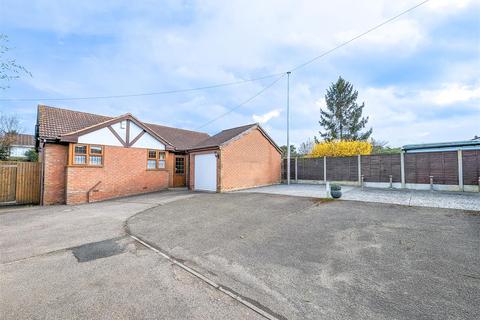3 bedroom detached bungalow for sale, BELLHOUSE ROAD, Leigh-On-Sea