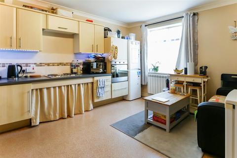 2 bedroom apartment to rent - Nyton Road, Aldingbourne