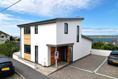 4 bedroom detached house for sale, Appledore