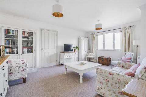 Lanarth Laflouder Fields, Mullion, Helston, TR12 7EJ