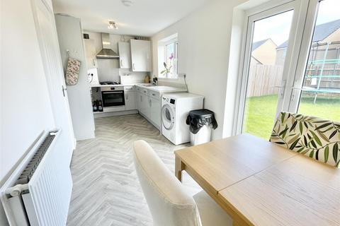 3 bedroom semi-detached house for sale - Little Tufts, Capel St. Mary