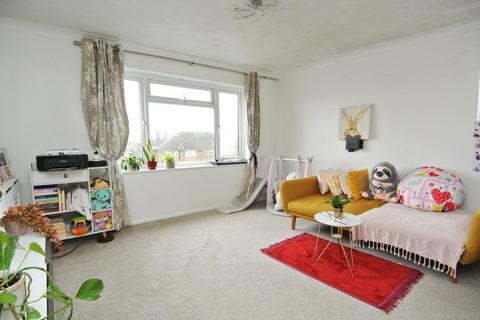 2 bedroom apartment for sale - Feltham Hill Road, Ashford TW15