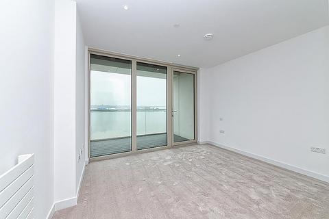 2 bedroom apartment for sale, Liner House, Royal Wharf E16