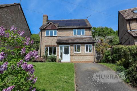 40 Ash Close, Uppingham, Oakham, LE15 9PJ