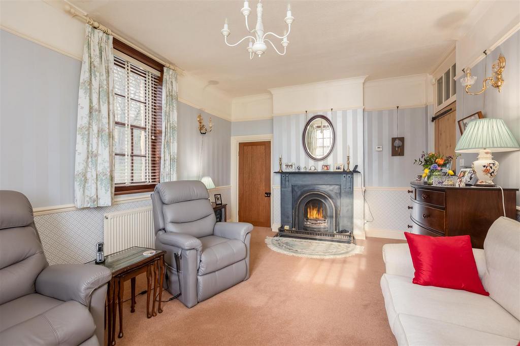 York Road 49 Sitting Room-2.jpg