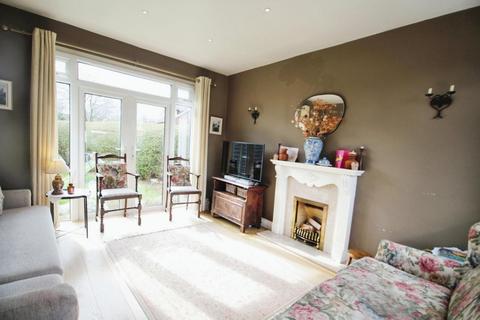52 Shawdene Road, Manchester, M22 4BU
