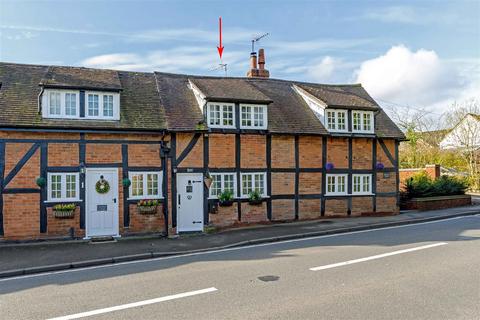 2 bedroom cottage for sale, 2 The Green, Claverdon, Warwick