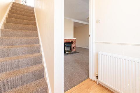 3 bedroom link detached house for sale, Mountfield Road, Wroxall