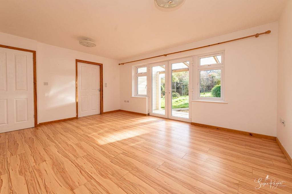 Dining/Sunroom