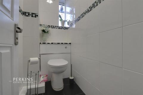 94 Marnham Crescent, Greenford, UB6 9ST