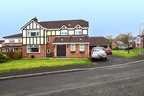 4 bedroom detached house for sale - Parkway, Westhoughton, Bolton